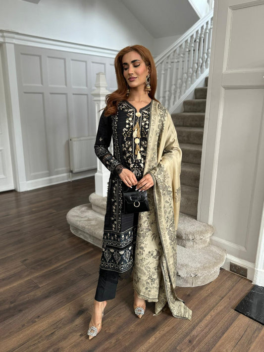 Black Beauty - Original Mushq Outfit